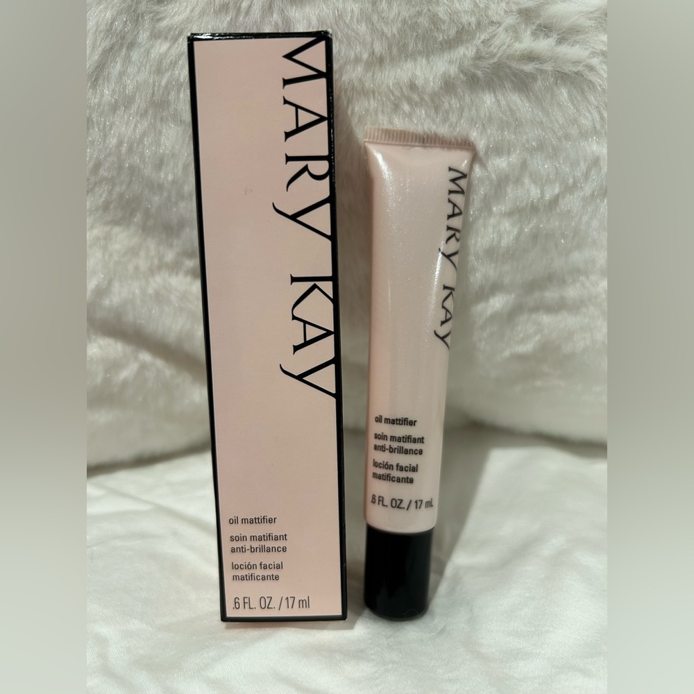 NIB Mary Kay Oil Mattifier